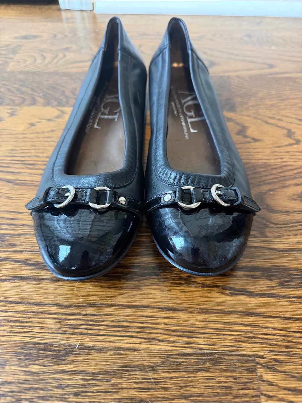 AGL Black Patent Leather Ballet Flats with Silver Buckle Trim